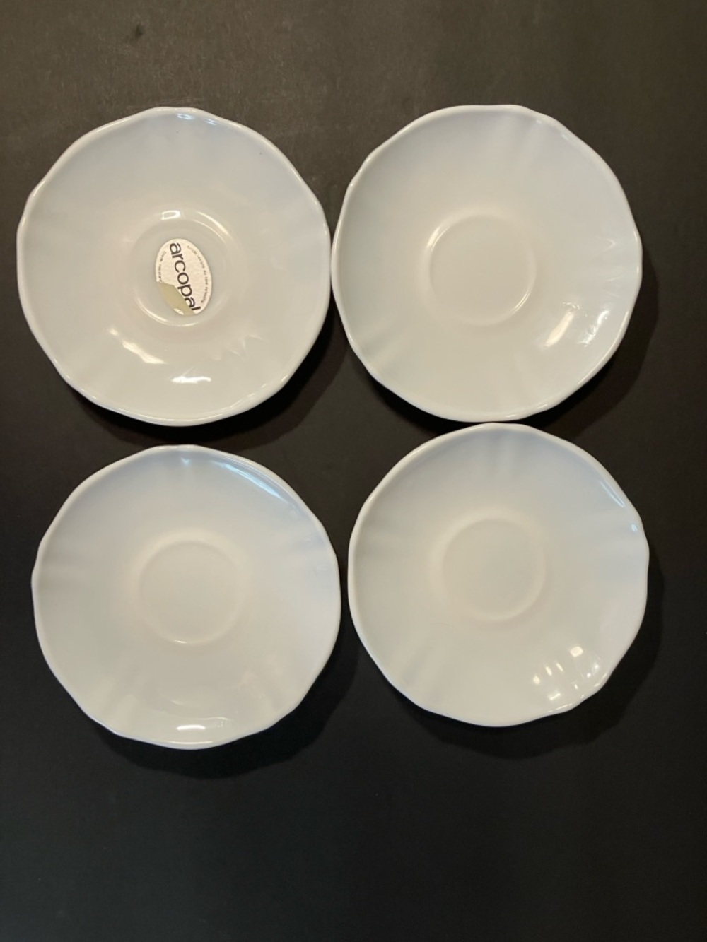 Arcopal France White Swirl Ribbed Scalloped Saucer Set Of 4